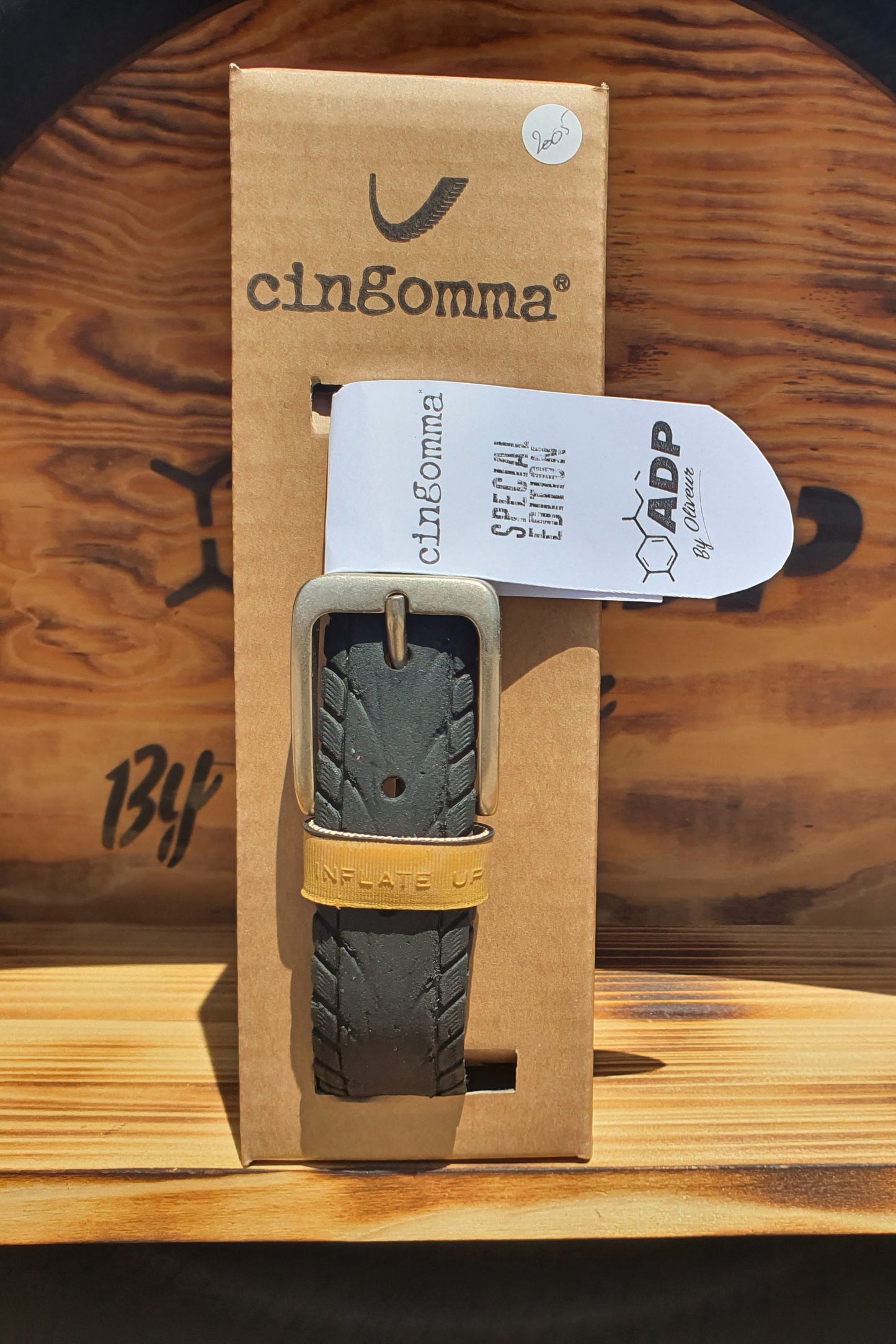 Ceinture en pneu recyclé Cingomma Italie Edition Spéciale ADP By Oliveur #2005