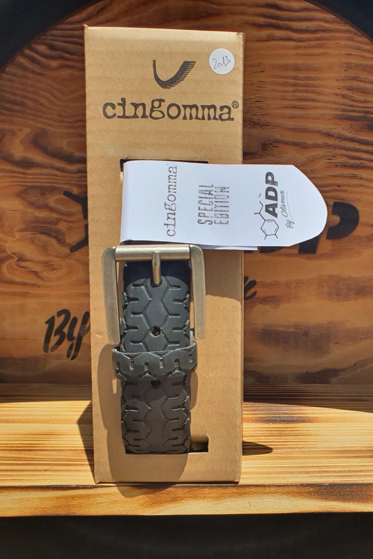Ceinture en pneu recyclé Cingomma Italie Edition Spéciale ADP By Oliveur #2013