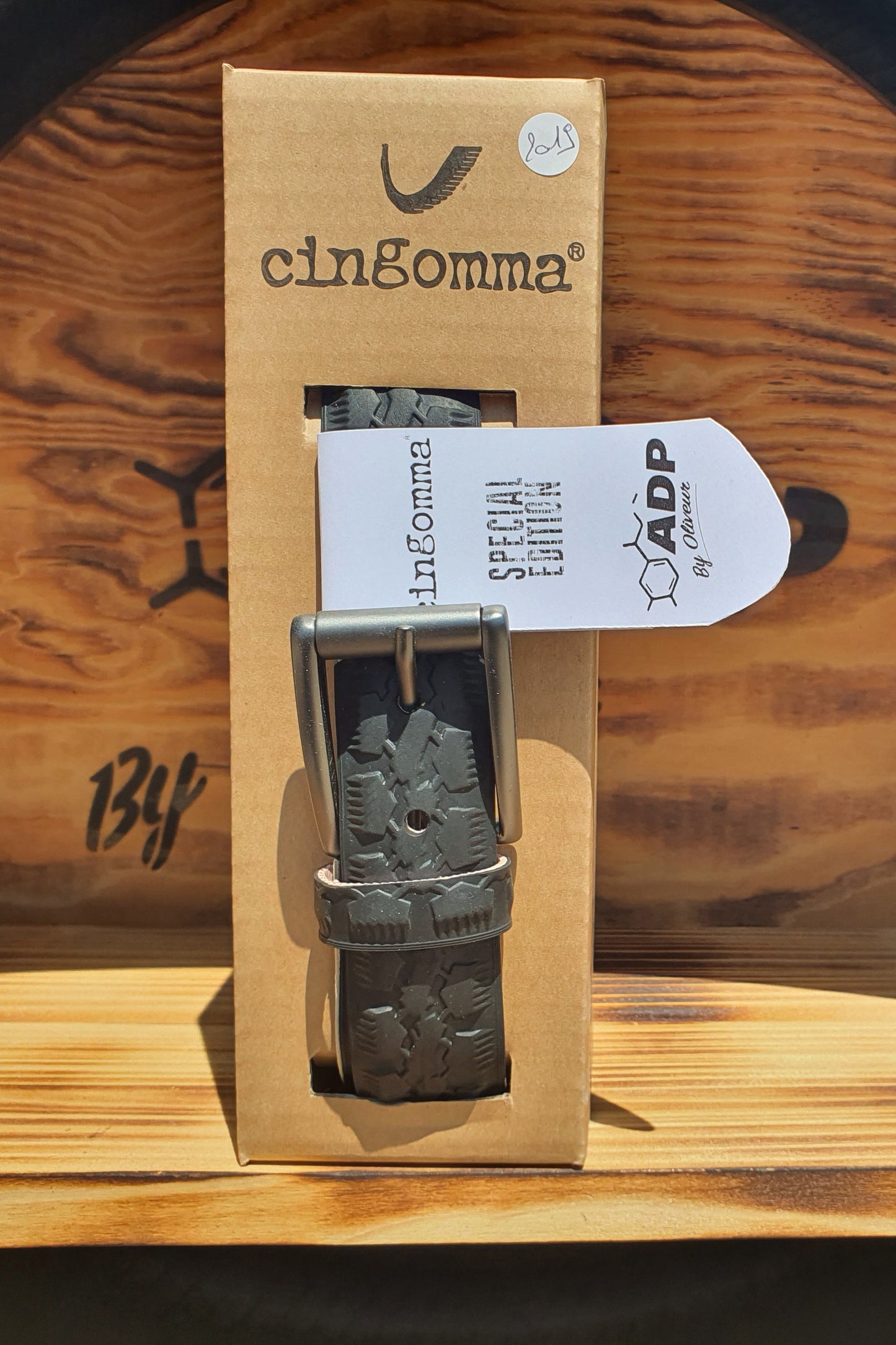 Ceinture en pneu recyclé Cingomma Italie Edition Spéciale ADP By Oliveur #2019