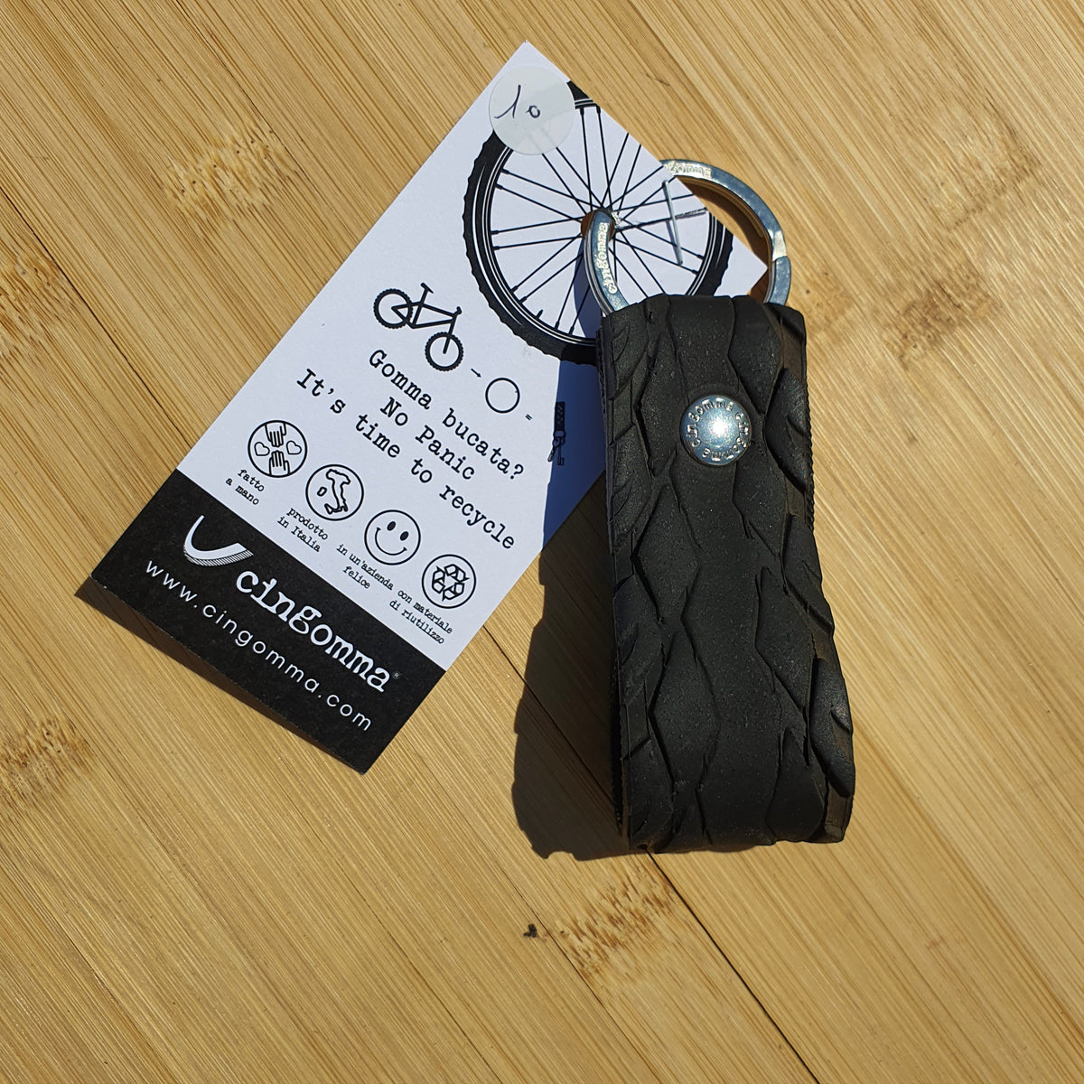 Porte-clés en pneu recyclé Cingomma