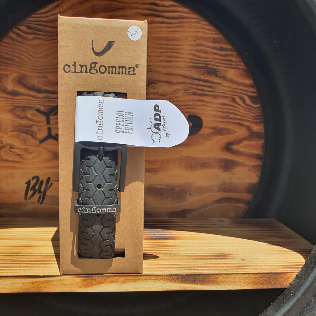 Ceinture en pneu recyclé Cingomma × ADP
