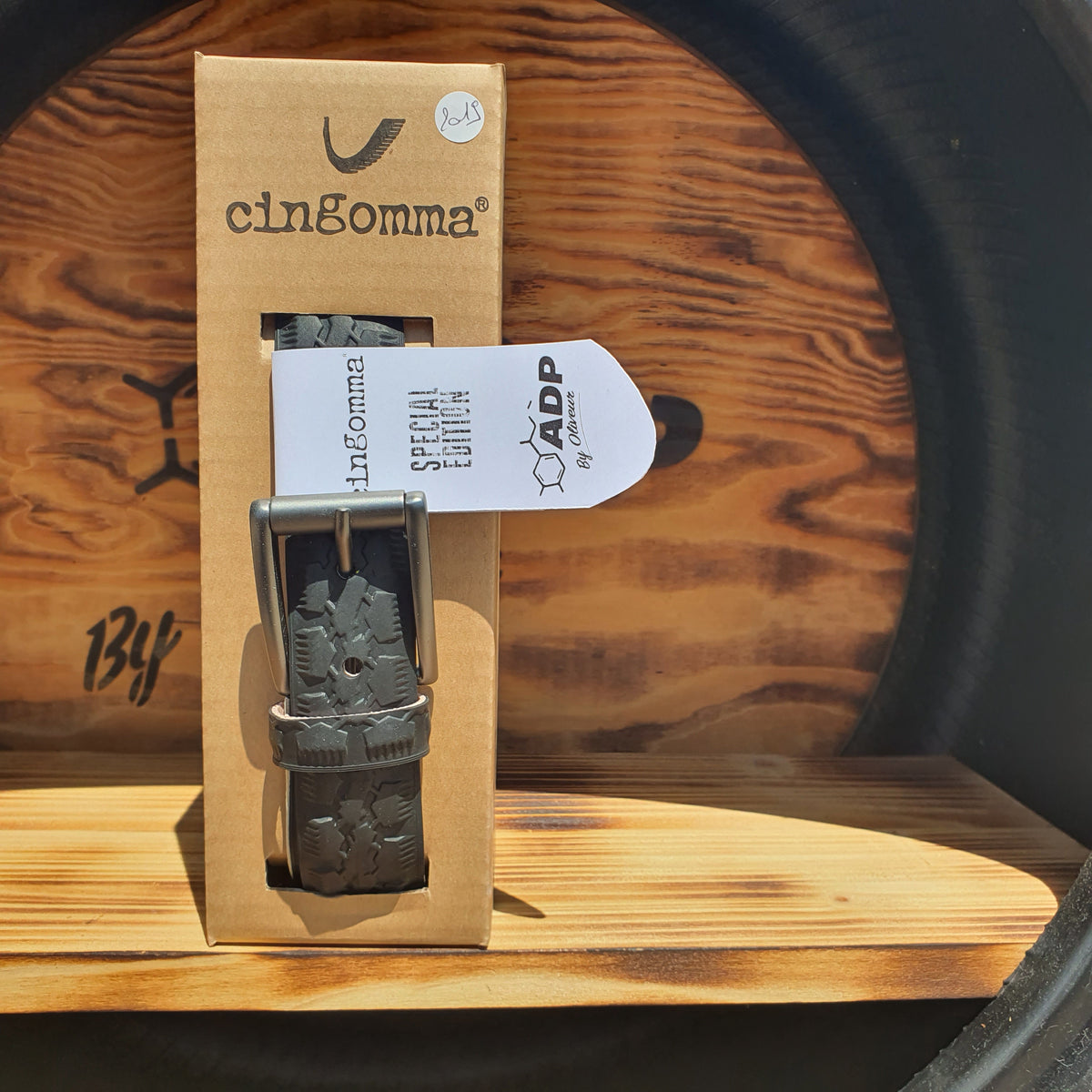 Ceinture en pneu recyclé Cingomma × ADP