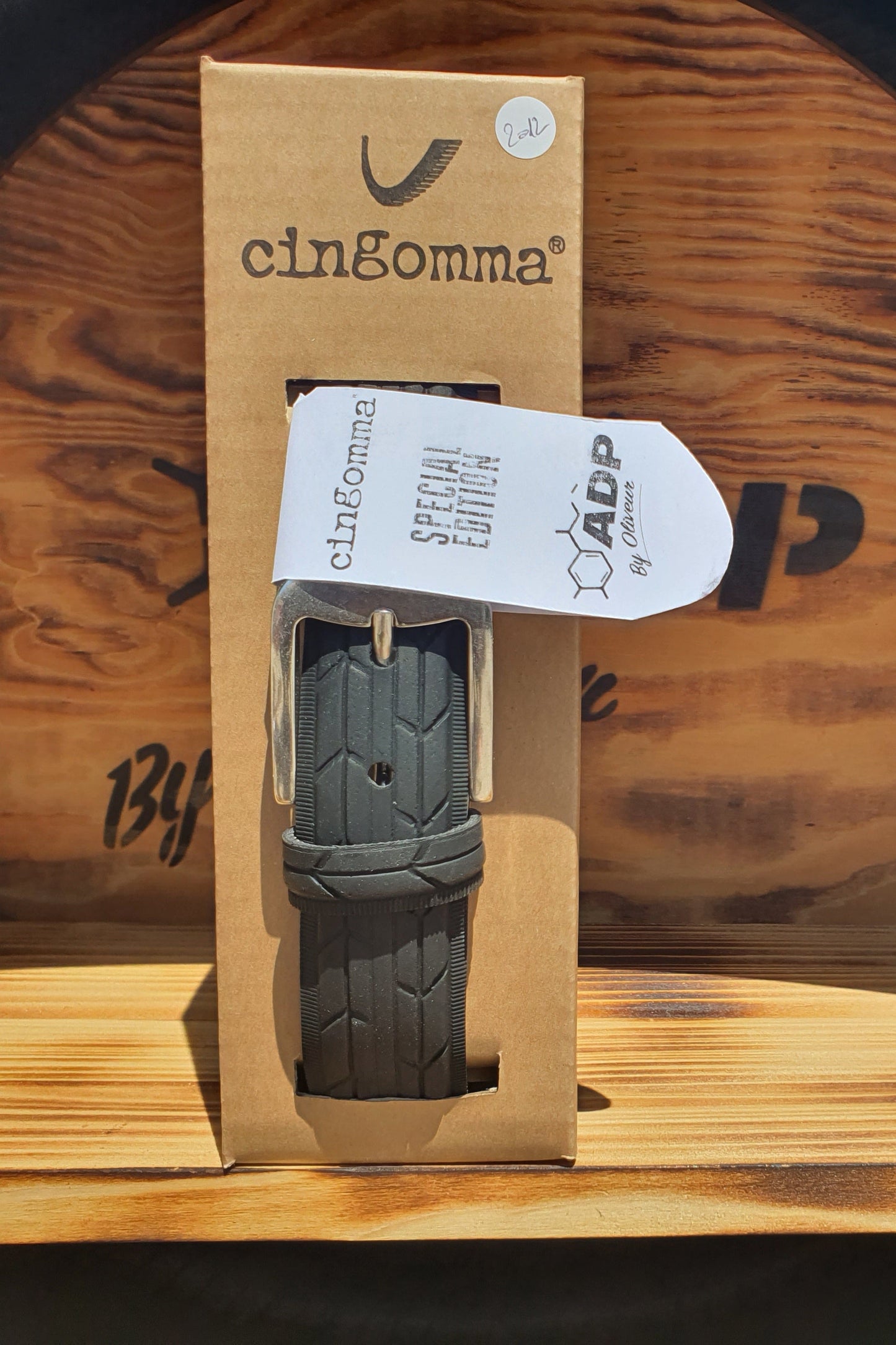 Ceinture en pneu recyclé  Cingomma Italie Edition Spéciale ADP By Oliveur #2012