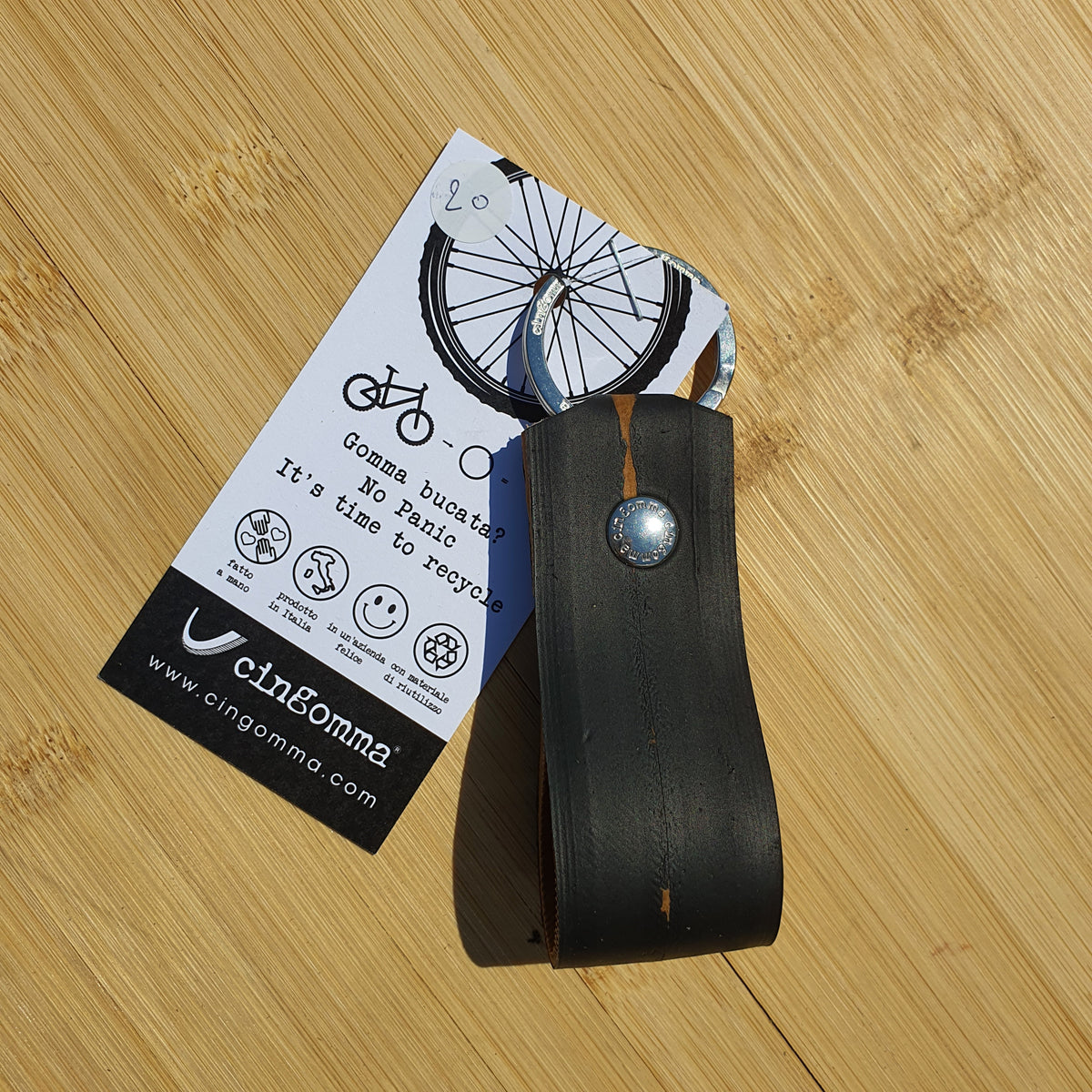 Porte-clés en pneu recyclé Cingomma