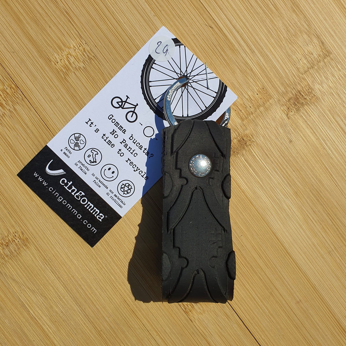 Porte-clés en pneu recyclé Cingomma