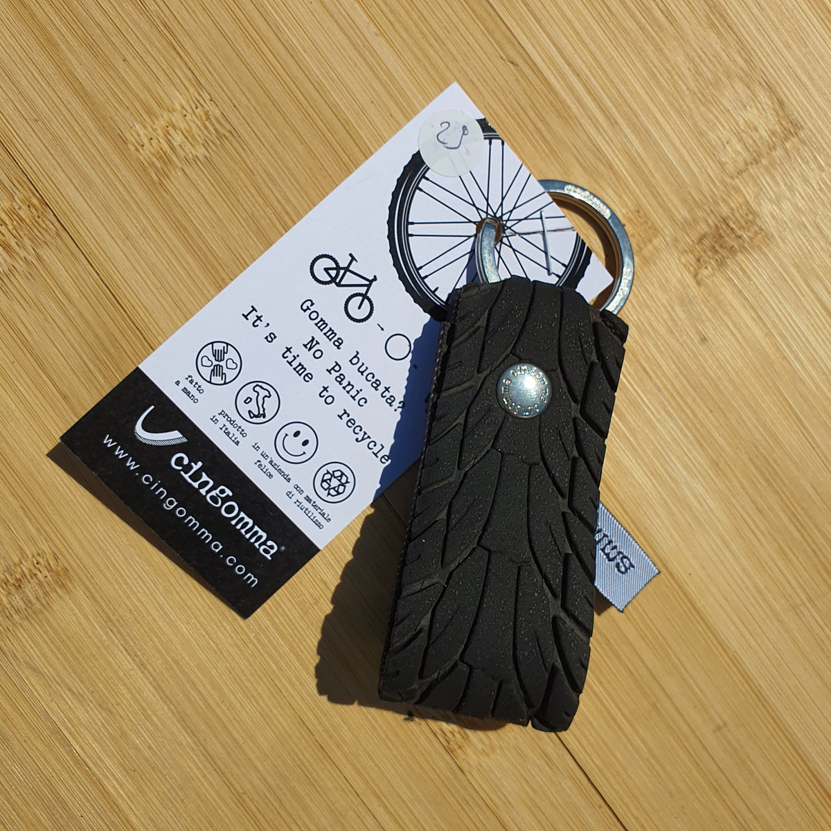 Porte-clés en pneu recyclé Cingomma