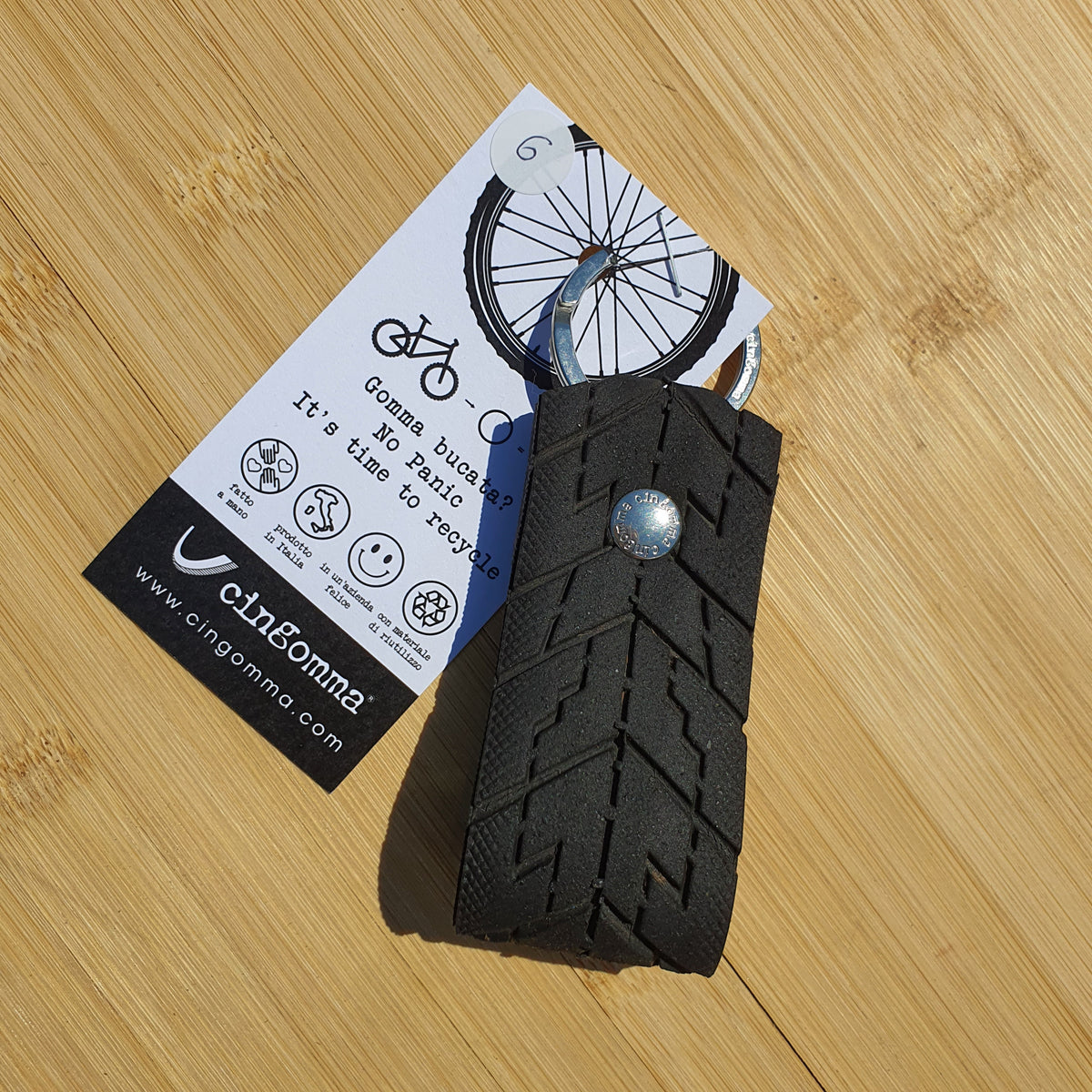 Porte-clés en pneu recyclé Cingomma