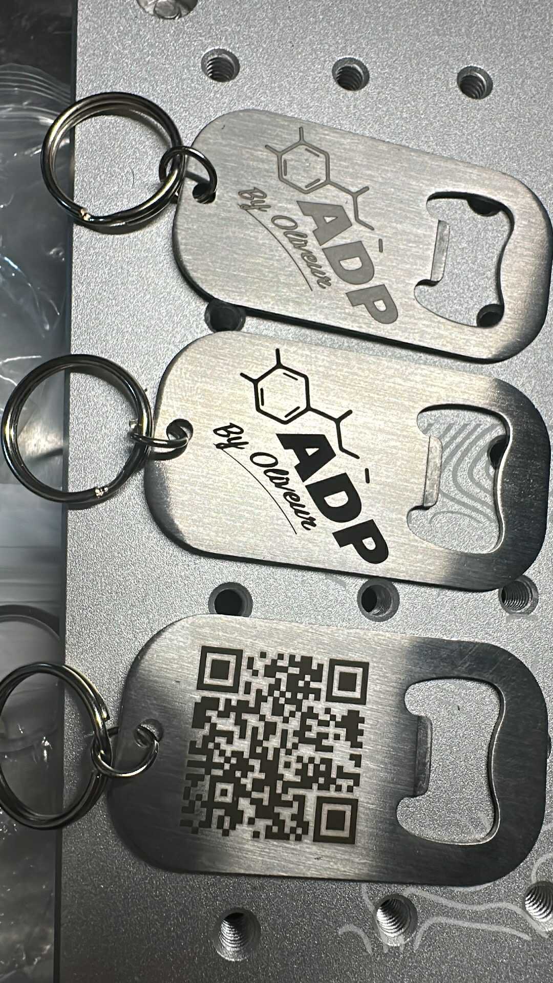 Le Porte-clés décapsuleur inox